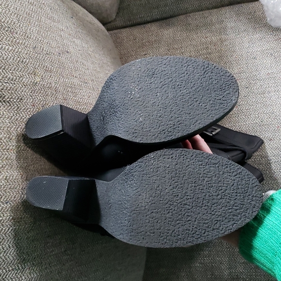 Madden Girl Kiickbak Heel Boots Black Pari Size 10 Womans with Buckles - Picture 8 of 10